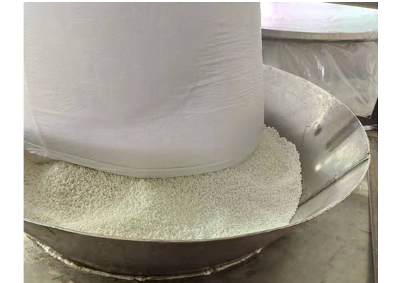 計為高溫振棒料位開關在PET料粒測量中的成功應用