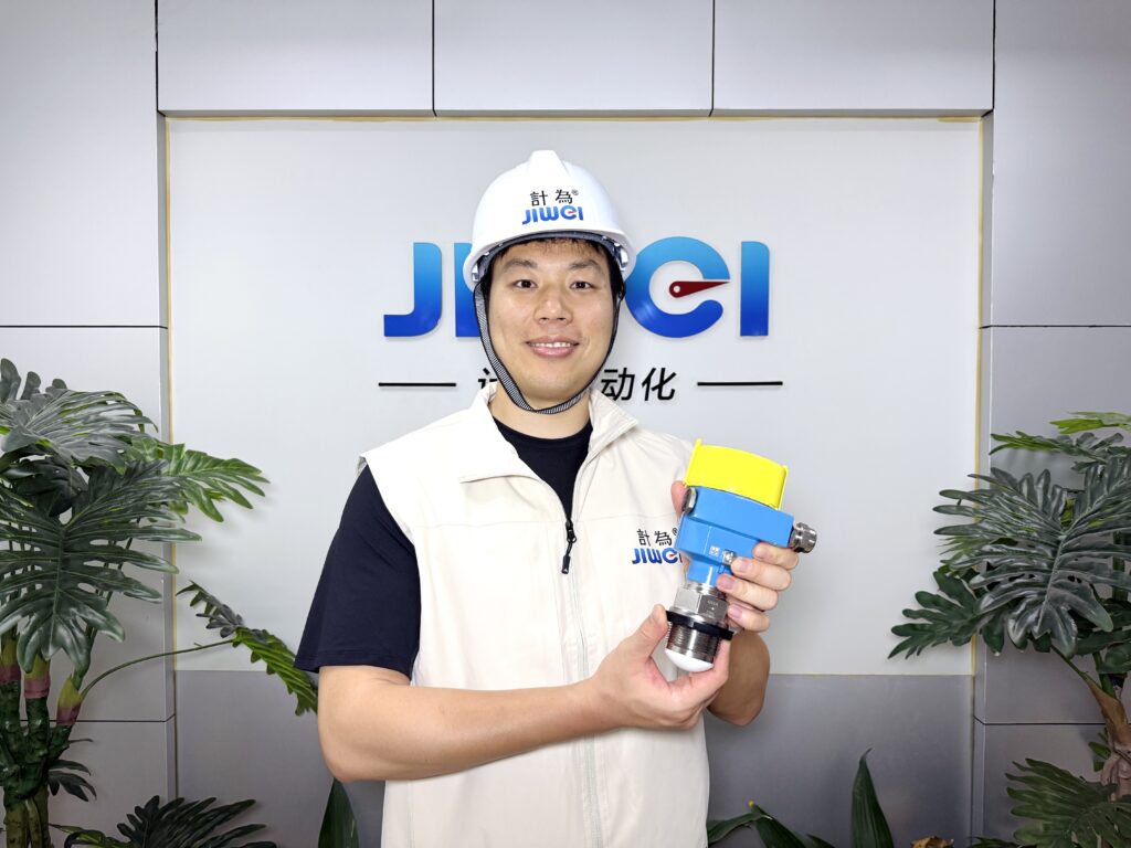 原油儲罐液位測量：為何精準度至關重要